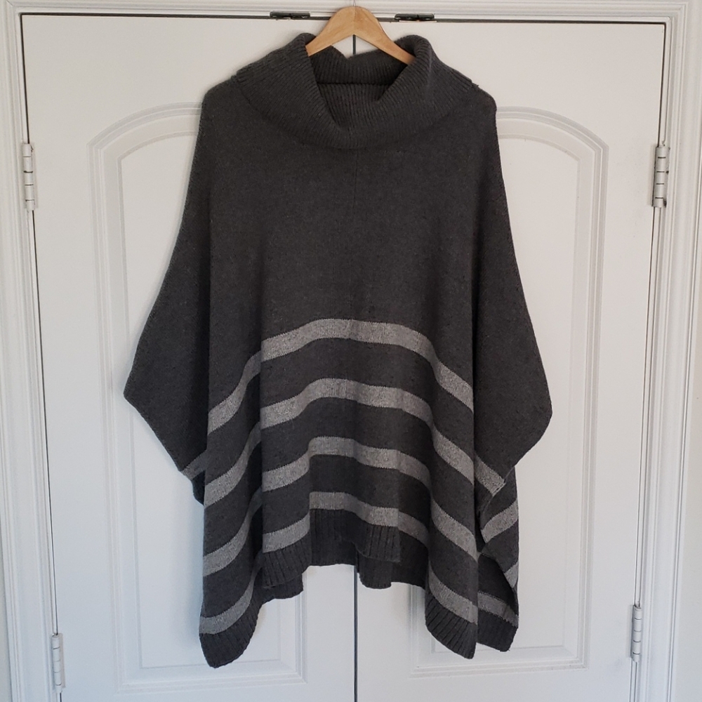 Banana Republic, Poncho Sweater